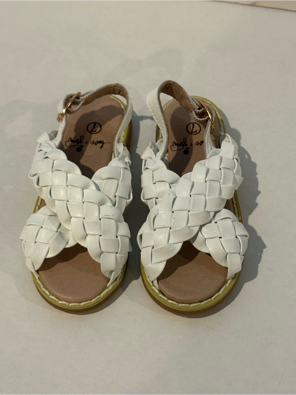Girl’s Love & Grow Clothing Co White Faux Leather Braided Strappy Sandals Size 7